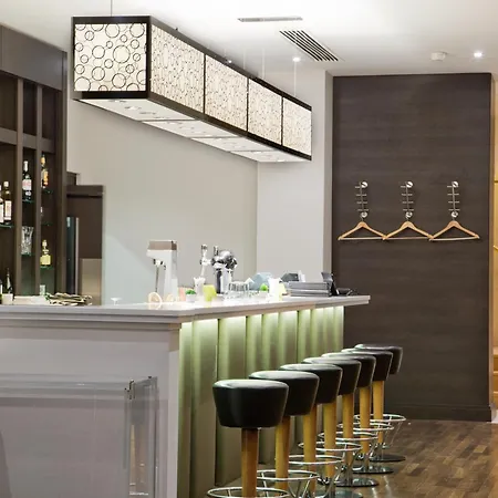 מלון Doubletree By Hilton