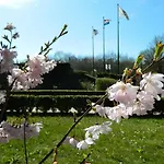 Doubletree By Hilton 4*