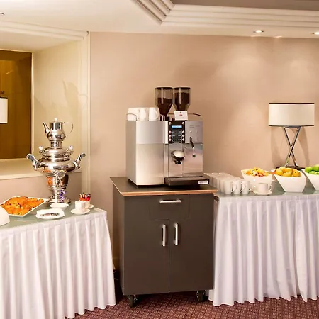 Doubletree By Hilton Hotel 4*
