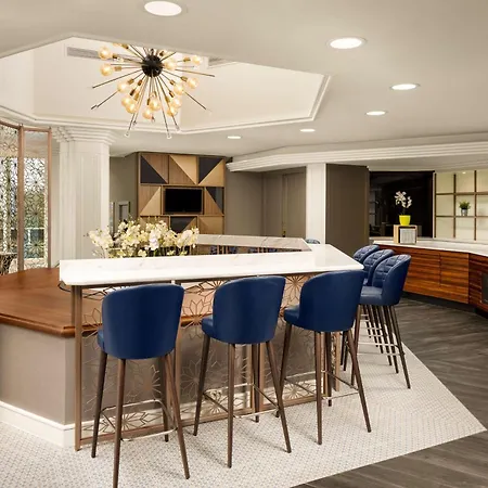 Doubletree By Hilton Hotel