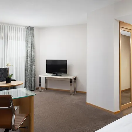 Doubletree By Hilton Hotel