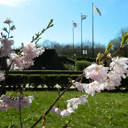 Doubletree By Hilton 4*