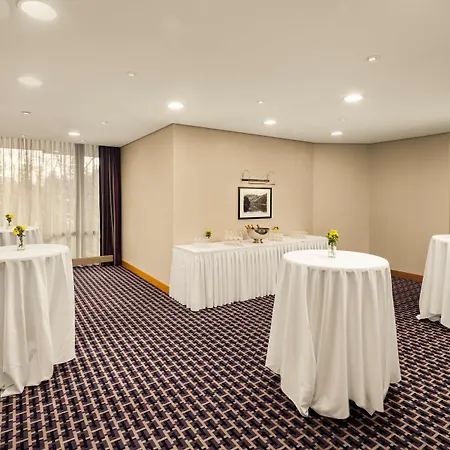 Doubletree By Hilton Luxemburgo