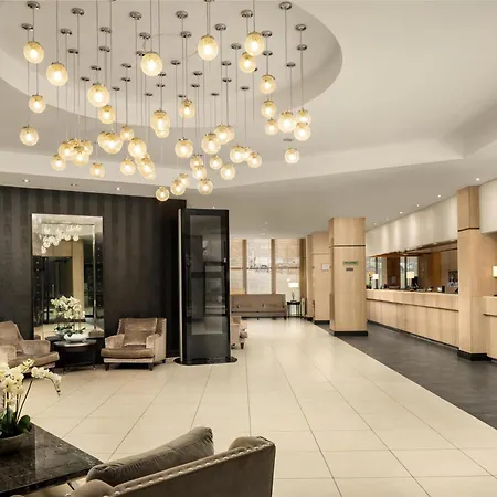 Hotel Doubletree By Hilton