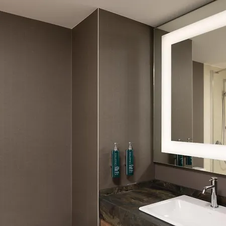 Doubletree By Hilton Luxemburg