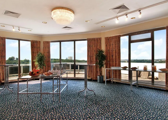 Doubletree By Hilton