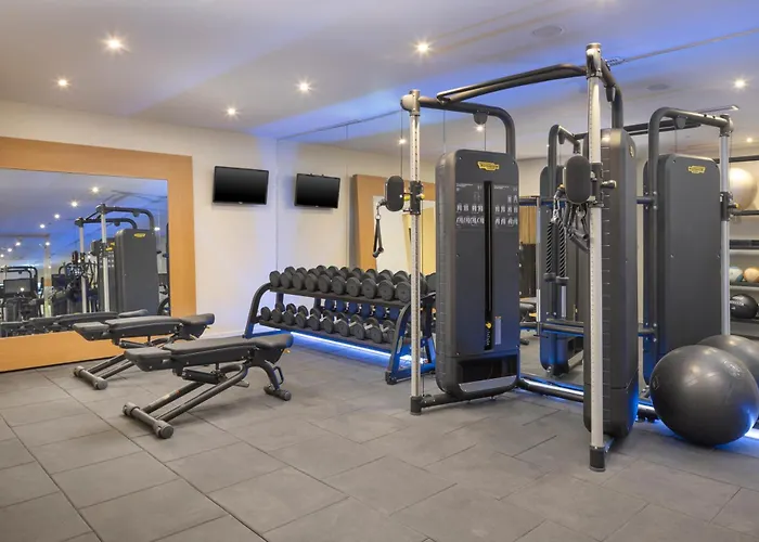 Отель Doubletree By Hilton