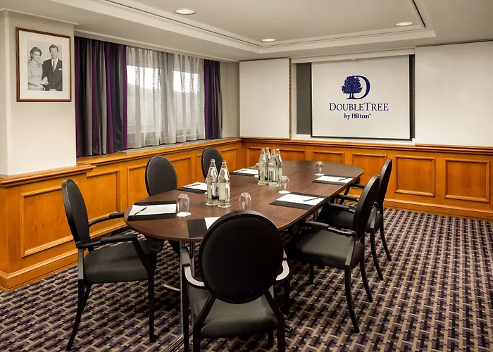 Hotel Doubletree By Hilton