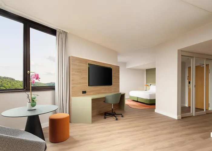 Отель Doubletree By Hilton Люксембург